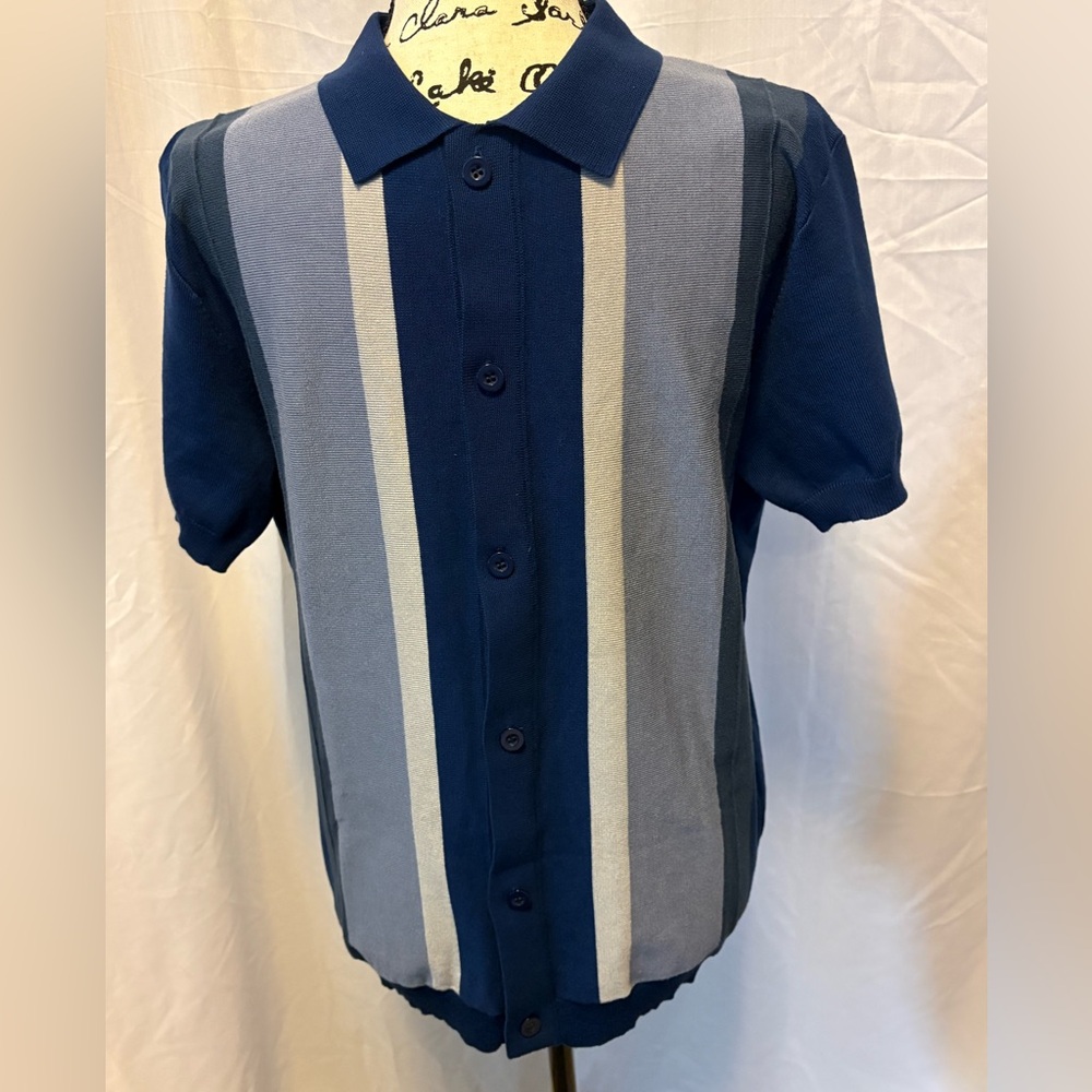 Vertical Stripe Short-Sleeve Polo Shirt in Navy and Light Blue